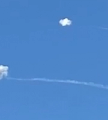 РФ нанесла ракетний удар по Київській області, частина столиці  — без світла