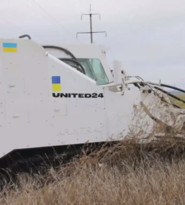 Розмінування Харківщини: у ДСНС показали унікальну техніку (сюжет)