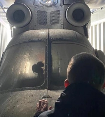 Одесские таможенники восемь месяцев прятали на складе вертолет