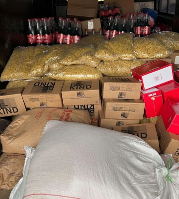 Продуктові та медичні вантажі, генератор, корми для тварин: допомога від Дніпра за тиждень
