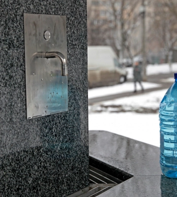 В Киеве заработали 27 бюветов: где можно набрать воду (карта)