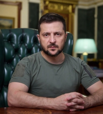 &quot;Привчають рф до думки, що підкорити Україну не вдасться&quot;: Зеленський нагородив ще 400 військових