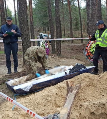 Обстреляли авто с людьми и скинули с обрыва: подробности трагедии в Изюме