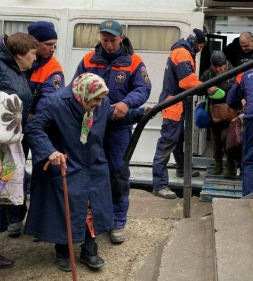 Росіяни примусово виселяють людей, які проживають вздовж Дніпра на Херсонщині