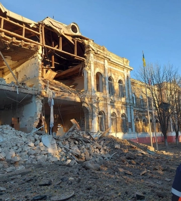Росія масовано вдарила по закладах освіти і приватних будинках Миколаєва (фото, відео)