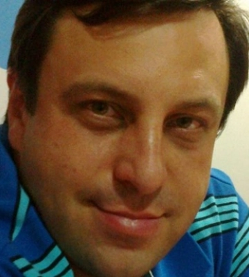 У Бердянську колаборанта підірвали у машині – ЗМІ