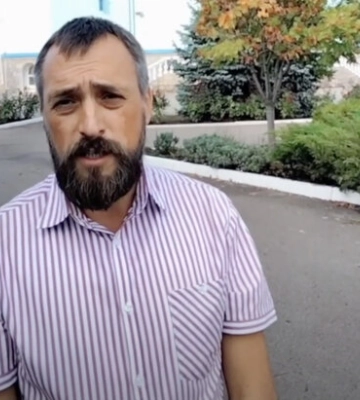 В Кривом Роге верующие УПЦ передали финансовую помощь пострадавшим от обстрелов в Никополь