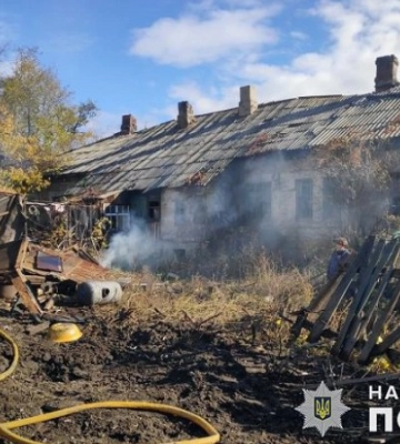 Унаслідок ворожих обстрілів Донеччини зруйновані будинки і господарські споруди, загинули люди