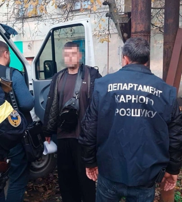 Поліцейські затримали ОЗГ, що розукомплектовувала електропідстанції та викрадала промислове обладнання стратегічного&amp;hellip;