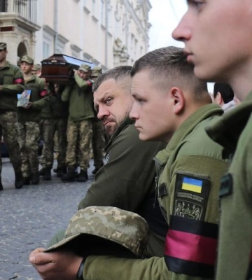 Михайло Митник, Роман Денис, Юрій Лунь, Юрій Орлик загинули, захищаючи Україну: прощання у Львові