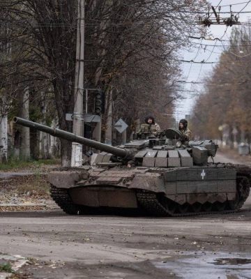 Розбитий росіянами Бахмут — людей різних світоглядів показали воїни з «Едельвейсу»