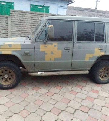 Захисникам з Дніпропетровщини необхідо відремонтувати чотири авто, які були пошкоджені під час бойових дій
