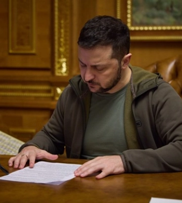 Зеленський обговорив з Макроном тему ракетних атак