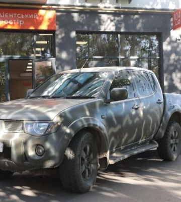 Перша автівка завдяки клієнтам «Дніпрогазу» відправилась на передову