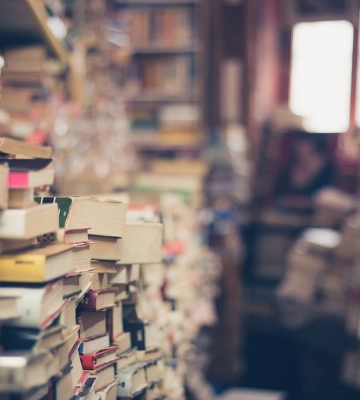 В Луцке более 600 кг русских книг отправят для переработки на туалетную бумагу