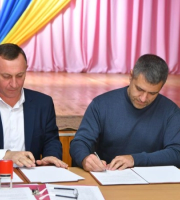 На Рівненщині підписали меморандум з інвесторами, щоб відкрити індустріальний екопарк технічної коноплі