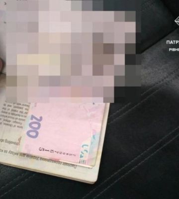 У Луцьку водій вантажівки намагався підкупити патрульних