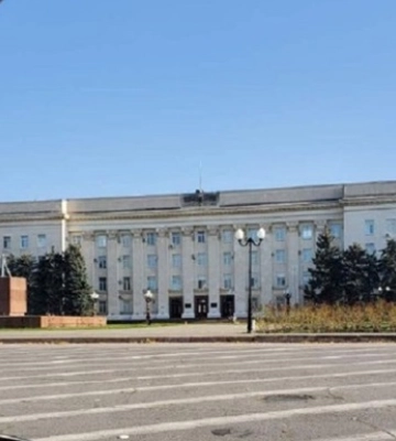 З будівлі Херсонської ОДА зник російський триколор