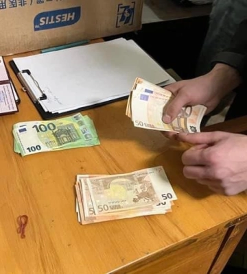 Чиновников музакадемии им. Чайковского задержали за взятку