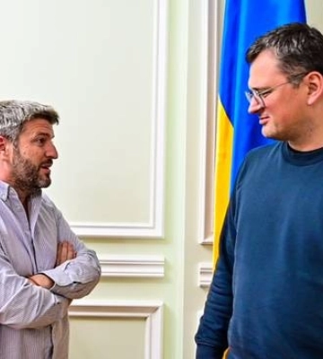 Кулеба рассказал, кто устроил атаку беспилотников в Севастополе