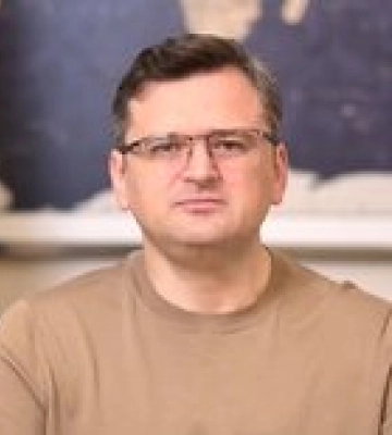 Кулеба: Не акцентируйте на &quot;особенности&quot; Крыма. Он не отличается от Луганска или Донецка