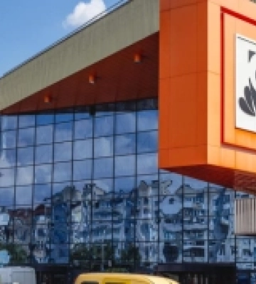 Через вимкнення світла у Луцьку ТРЦ ПортCity розпочне роботу пізніше
