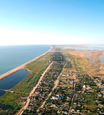 Херсонських колаборантів вивозять на Арабатську Стрілку – ГУР