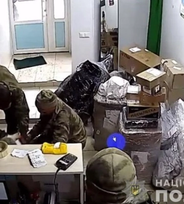 Первая армия мародеров: из Херсона вывозят все