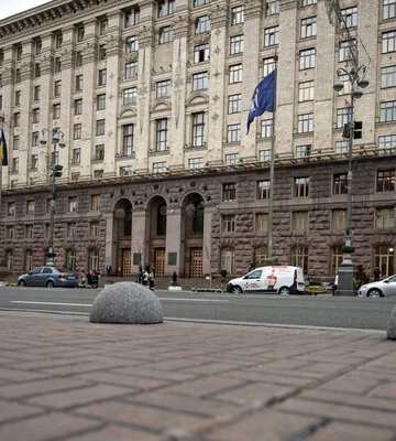 Партія Омельченка та ОПЗЖ блокують роботу Київради для просування власних земельних питань