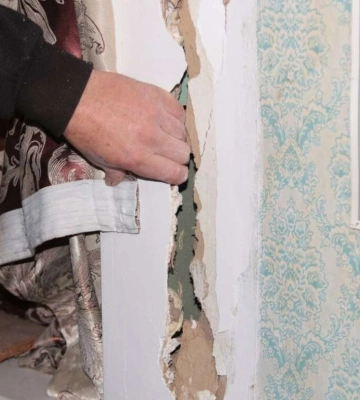 53 жителі Дніпра звернулись за компенсаціями для відновлення пошкодженого житла внаслідок ракетних ударів