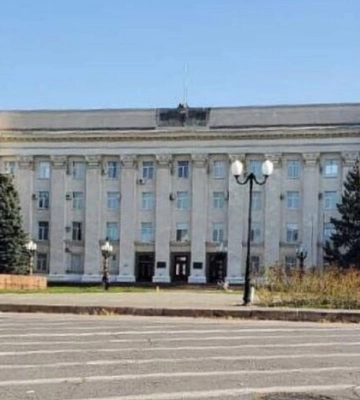 Зникнення прапорів рашистів на Херсонщині: ЗСУ пояснили, що замислив ворог (фото, відео)
