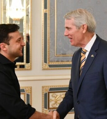 Дякую Білому Дому за підтримку нашої армії, - Зеленський провів зустріч із американськими сенаторами Портманом та Кунсом. ВIДЕО