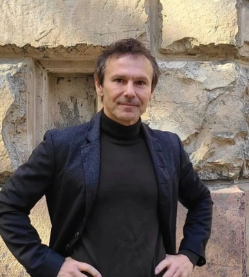 &quot;Доходи впали до нуля&quot;: Святослав Вакарчук розповів про свій заробіток з 24 лютого