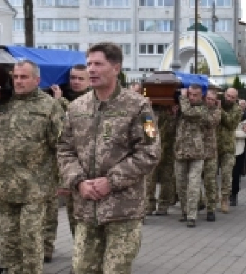 Лучани попрощались із Героями Леонідом Олексюком та Олегом Лук’янчуком