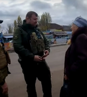 Из прифронтовой Марьинки эвакуировали всех жителей