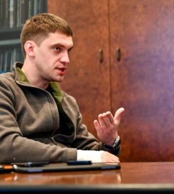 росіяни спробують утримати Мелітополь, будують фортифікаційні споруди – Федоров