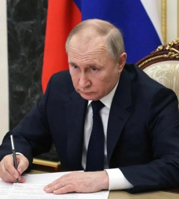 Обнародованы фамилии тех, кто подстрекал Путина к нападению на Украину