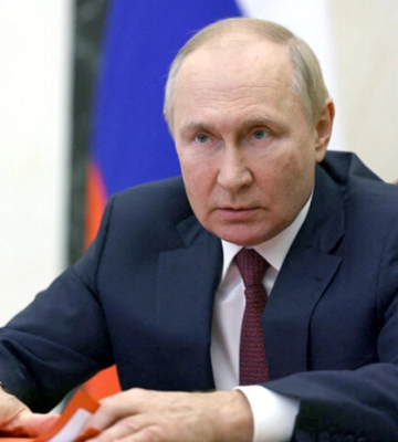 Тих, хто мешкає у Херсоні, треба прибрати — Путін