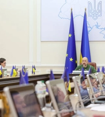 В Україні наразі більше половини об’єктів підключені до тепла — Шмигаль