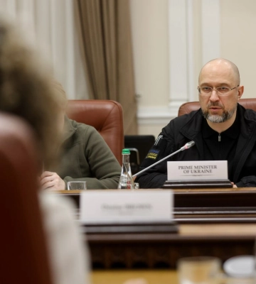 В Україні наразі більше половини об’єктів підключені до тепла — Шмигаль
