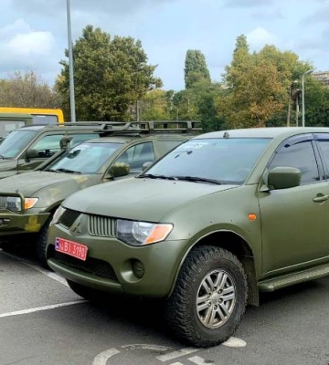 На Одещині аграрії придбали для військових партію автомобілів