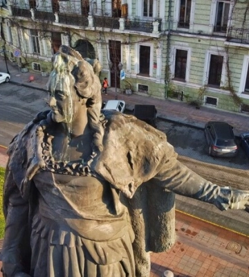 &quot;Я голосуватиму &quot;За&quot; демонтаж&quot;: мер Одеси відреагував на результати опитування щодо пам&#039;ятника Катерині II