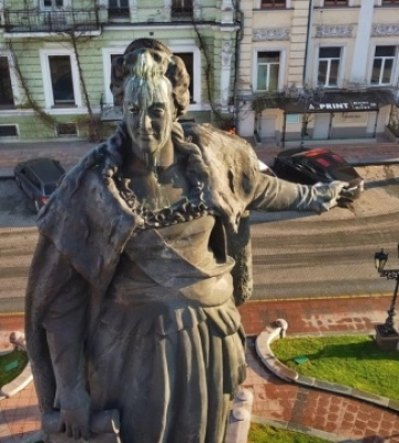 Більшість одеситів підтримали демонтаж пам’ятника Катерині II - мер