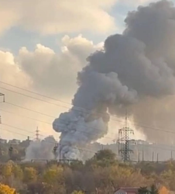 У Дніпрі горить електропідстанція
