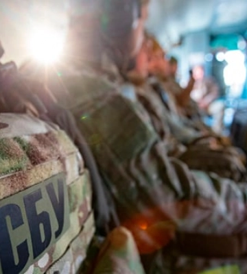 Пропонують “допомогу” за гроші: як шахраї намагаються ошукати родичів полонених