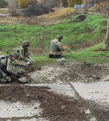 Взрывотехники Днепропетровщины уничтожают боеприпасы на освобожденных территориях от оккупации