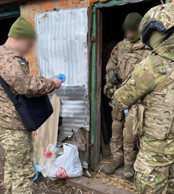 Более 500 патронов, граната и наркотики: у жителя Харьковской области провели обыски