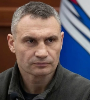 У Києві світло, зв&#039;язок та інтернет мають з&#039;явитись до кінця дня — Кличко