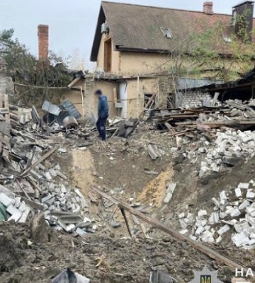 Унаслідок ворожих обстрілів Донеччини пошкоджені будинки і господарські споруди, є загиблі і поранені