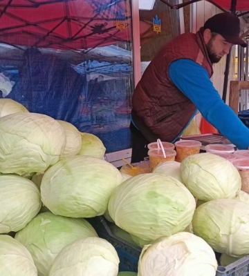 Завершується збір овочів: чи запасаються волиняни продуктами на зиму